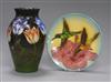 Sally Tuffin for Dennis Chinaworks - a tulip vase and a hummingbird dish Vase H.26cm                                                   