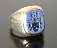 An early-mid 20th century 14ct gold and blue sardonyx set signet ring,                                                                 