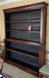 An early Victorian rosewood open bookcase, W.5ft 6in. D.1ft 4 H.5ft                                                                    