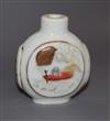 A Chinese famille rose snuff bottle H.6cm                                                                                              