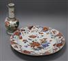 A Chinese Imari pattern large charger and a famille verte bottle vase, Dia 41.5cm                                                      