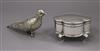 An early 20th century silver pheasant pepperette and a silver trinket box, pepperette 66mm.                                            