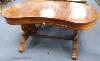 A William IV mahogany kidney shape table. W-150, D-180, H-72cm.                                                                                                                                                             