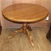 A pine tripod table W.90cm                                                                                                             