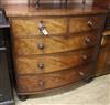 A Victorian mahogany bow front chest of drawers W.107cm                                                                                