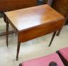 A Regency mahogany Pembroke table, width 82cm, depth 46cm, height 70cm                                                                                                                                                      