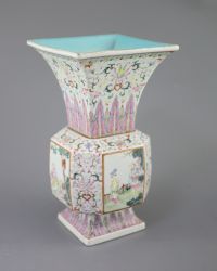 A fine Chinese famille rose vase, fangzun, 19th century, 27cm high                                                                     