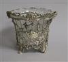A Victorian pierced silver sugar basket, by The Barnards, London, 1844, height 10cm.                                                   