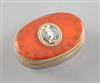 A 19th century Swiss? gold, orange chalcedony and sardonyx oval vinaigrette, 41mm.                                                     