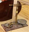 A set of brass scales H.48cm.                                                                                                          