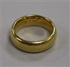 An 18ct yellow gold wedding ring, 15.3g                                                                                                