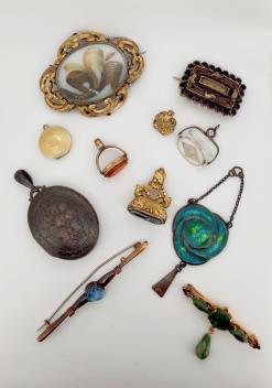 Full Catalogue Entry