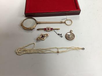 Full Catalogue Entry