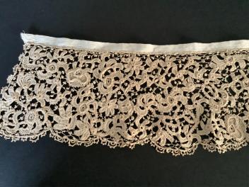 Full Catalogue Entry