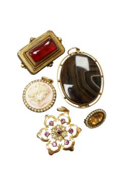 Full Catalogue Entry