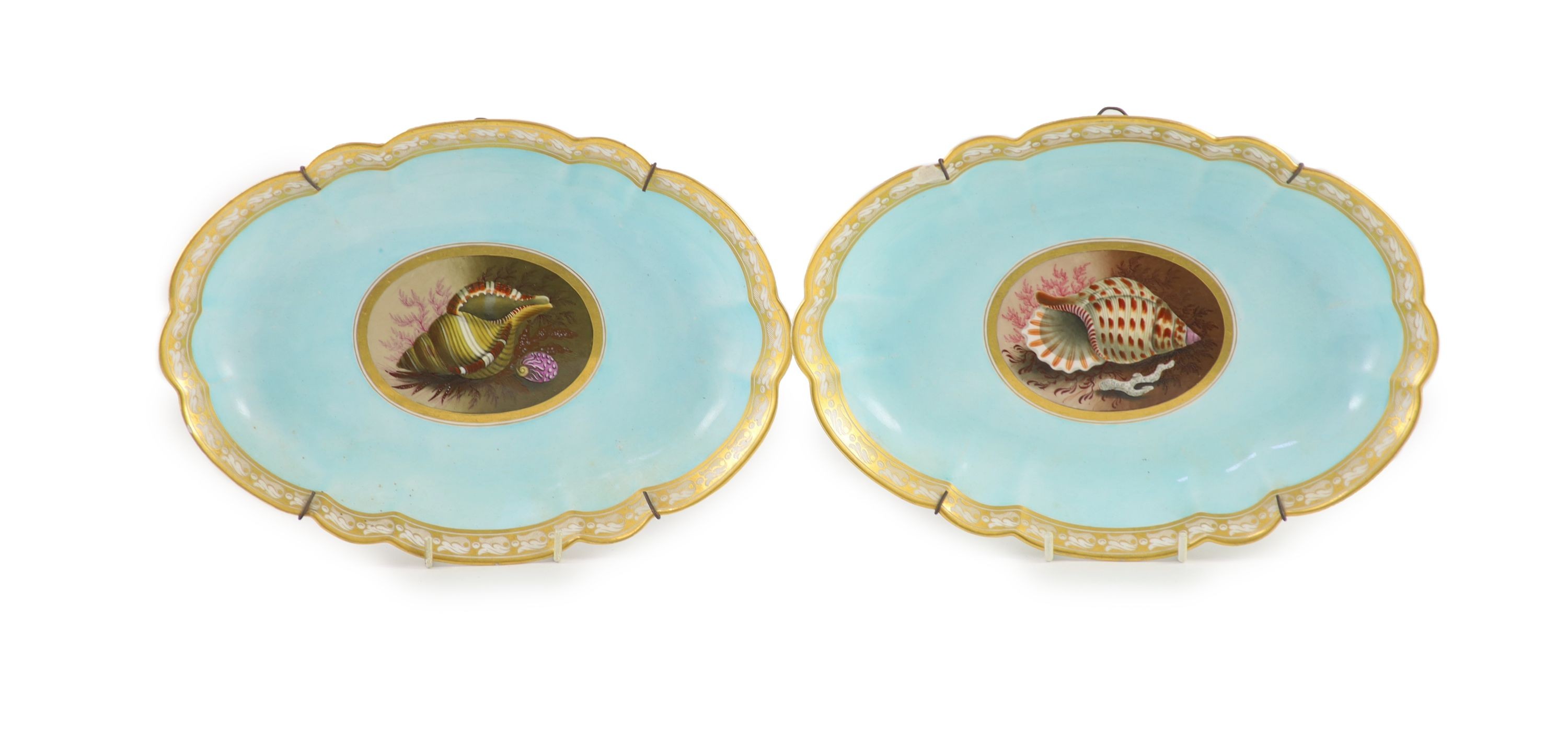 A pair of Flight, Barr & Barr Worcester oval dishes, c.1815, 28cm wide, rim chips