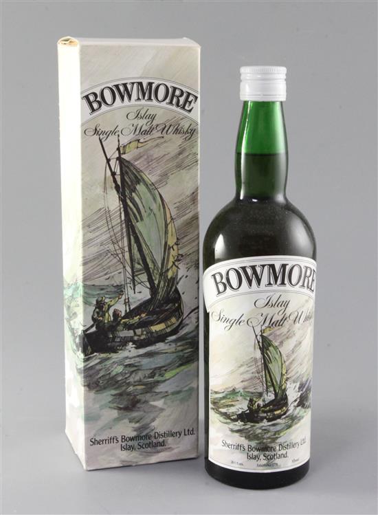 A 1960s? Sherriffs Bowmore Islay Scottish single malt whisky, with original label and box. A 1960s? Sherriffs Bowmore Islay Scottish single malt whisky, with original label and box.
