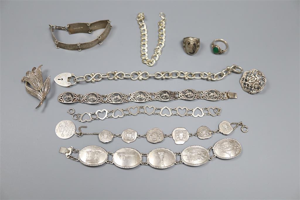 A silver bracelet, silver monument bracelet, niello bracelet, rings etc.