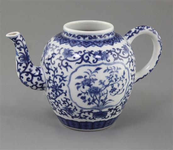 A Chinese blue and white ovoid wine pot, Daoguang six character mark and possibly of the period, height 12.8cm A Chinese blue and white ovoid wine pot, Daoguang six character mark and possibly of the period, height 12.8cm