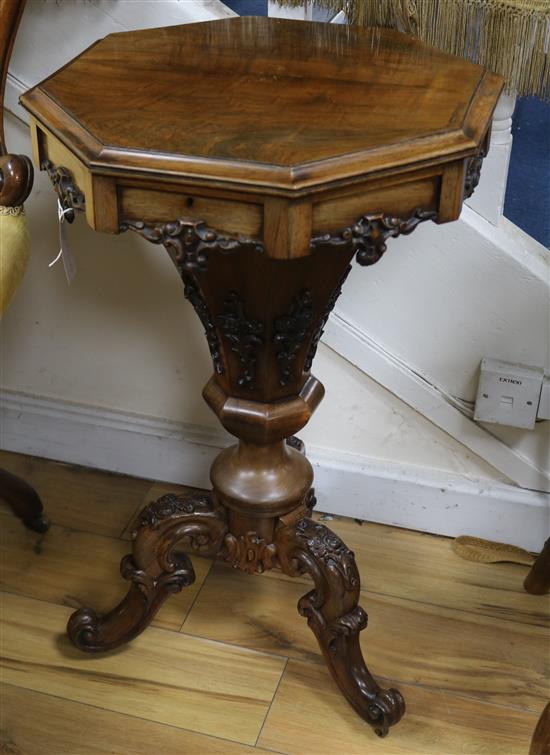 A Victorian rosewood trumpet work table W.47cm A Victorian rosewood trumpet work table W.47cm
