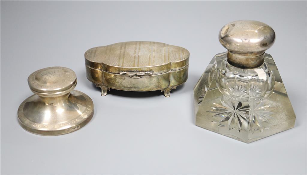 A George V engine turned silver trinket box, Birmingham, 1918, 10.7cm, and two silver mounted inkwells.