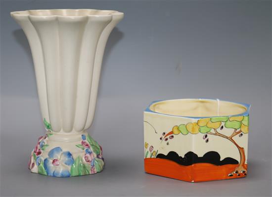 A 1930s Clarice Cliff Tulips pattern Eve bowl and a Burslem trumpet-shaped vase applied with flowers A 1930s Clarice Cliff Tulips pattern Eve bowl and a Burslem trumpet-shaped vase applied with flowers