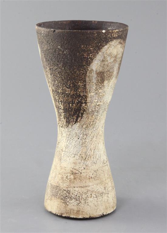 Hans Coper (1920-1981). A waisted vase stoneware vase, height 18.5cm Hans Coper (1920-1981). A waisted vase stoneware vase, height 18.5cm