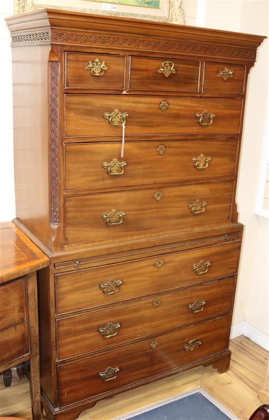 A Georgian mahogany chest on chest W.109cm A Georgian mahogany chest on chest W.109cm