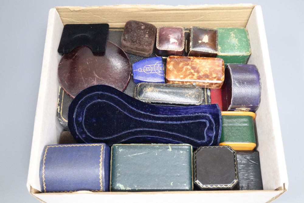 A mixed group of assorted jewellery boxes.