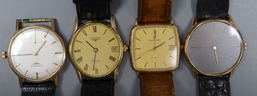 A gentlemans 18ct gold Baume & Mercier manual wind dress wrist watch & 3 other 9ct gold watches.