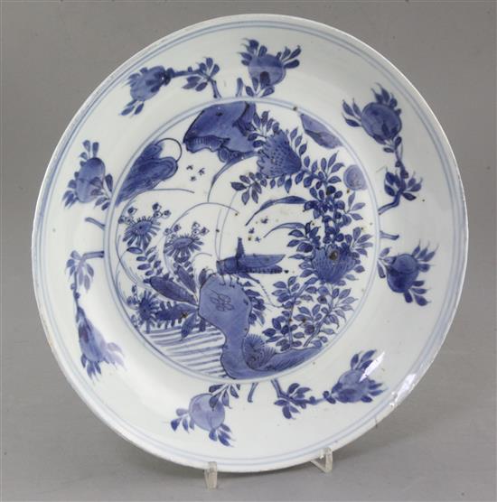 A Chinese kraak blue and white dish, c.1680-1700, diameter 28cm A Chinese kraak blue and white dish, c.1680-1700, diameter 28cm
