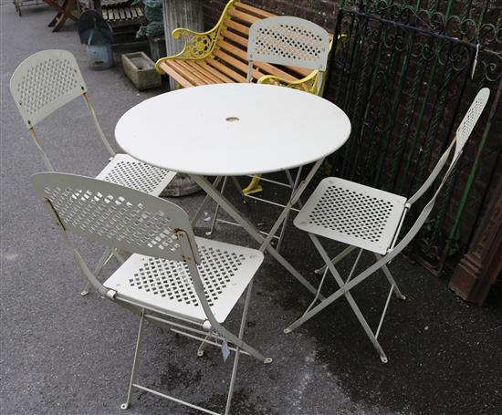 Metal garden table & 4 folding chairs Sale 160516 - Lot 915 - - Gorringe's
