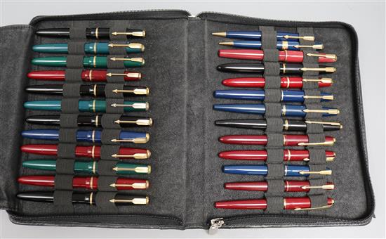 A collection of Parker pens (25) A collection of Parker pens (25)