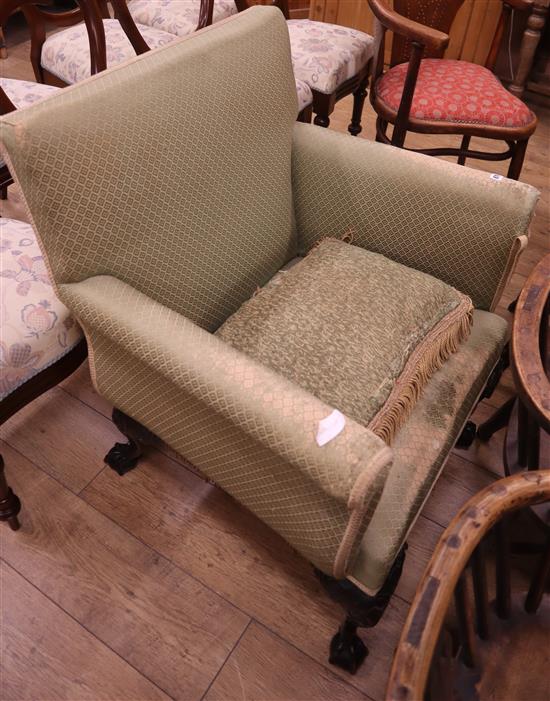 A green armchair Sale 030619 - Lot 879 - - Gorringe's