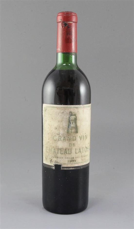 One bottle of Chateau Latour, Pauillac, 1971. One bottle of Chateau Latour, Pauillac, 1971.