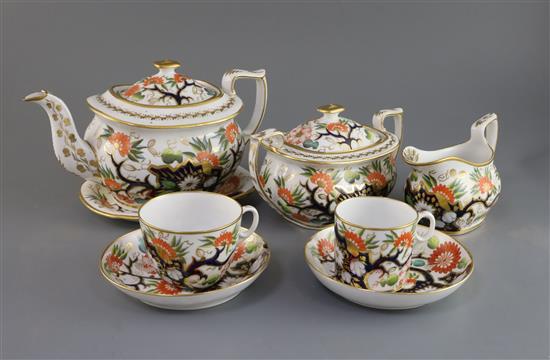 A Newhall porcelain Imari tea and coffee set, c.1815-20, (37) A Newhall porcelain Imari tea and coffee set, c.1815-20, (37)