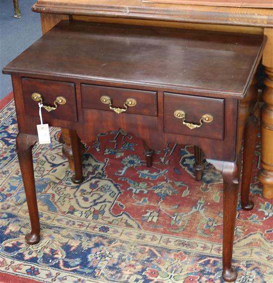 An 18th century mahogany lowboy W.75cm An 18th century mahogany lowboy W.75cm