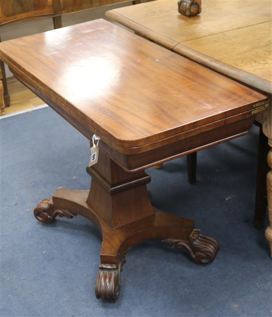 A William IV mahogany tea / card table W.102cm A William IV mahogany tea / card table W.102cm