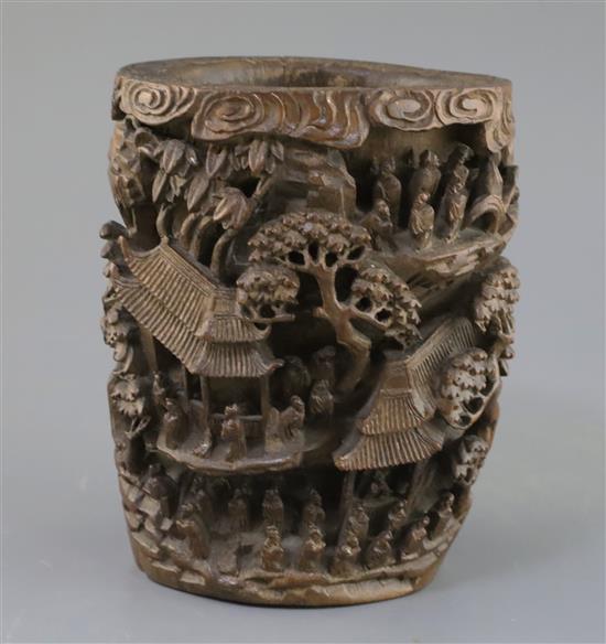 A Chinese bamboo rootwood brushpot, 18th/19th century, H. 17.2cm A Chinese bamboo rootwood brushpot, 18th/19th century, H. 17.2cm