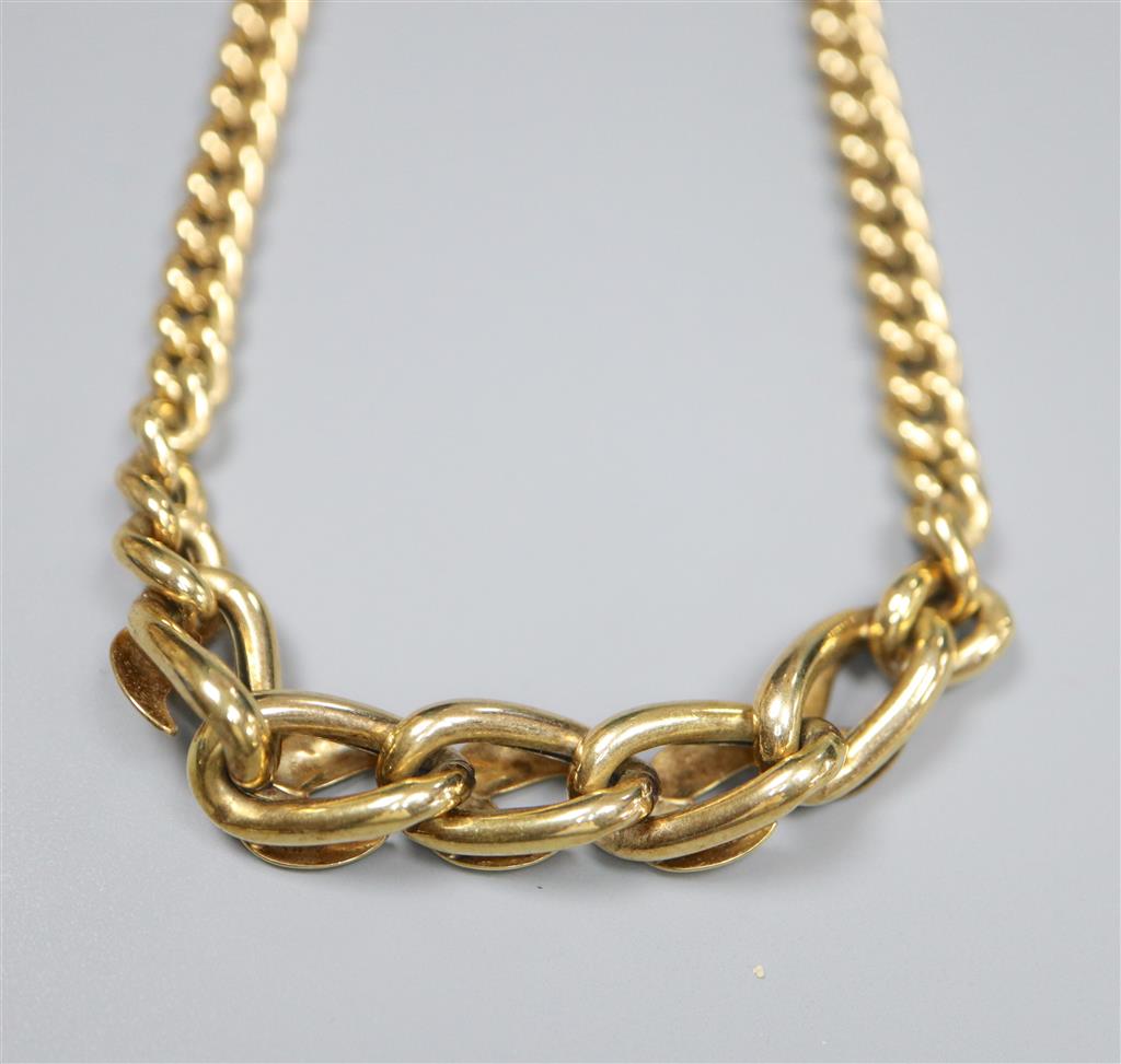A 375 yellow metal hollow link necklace, 39cm, 15.2 grams.