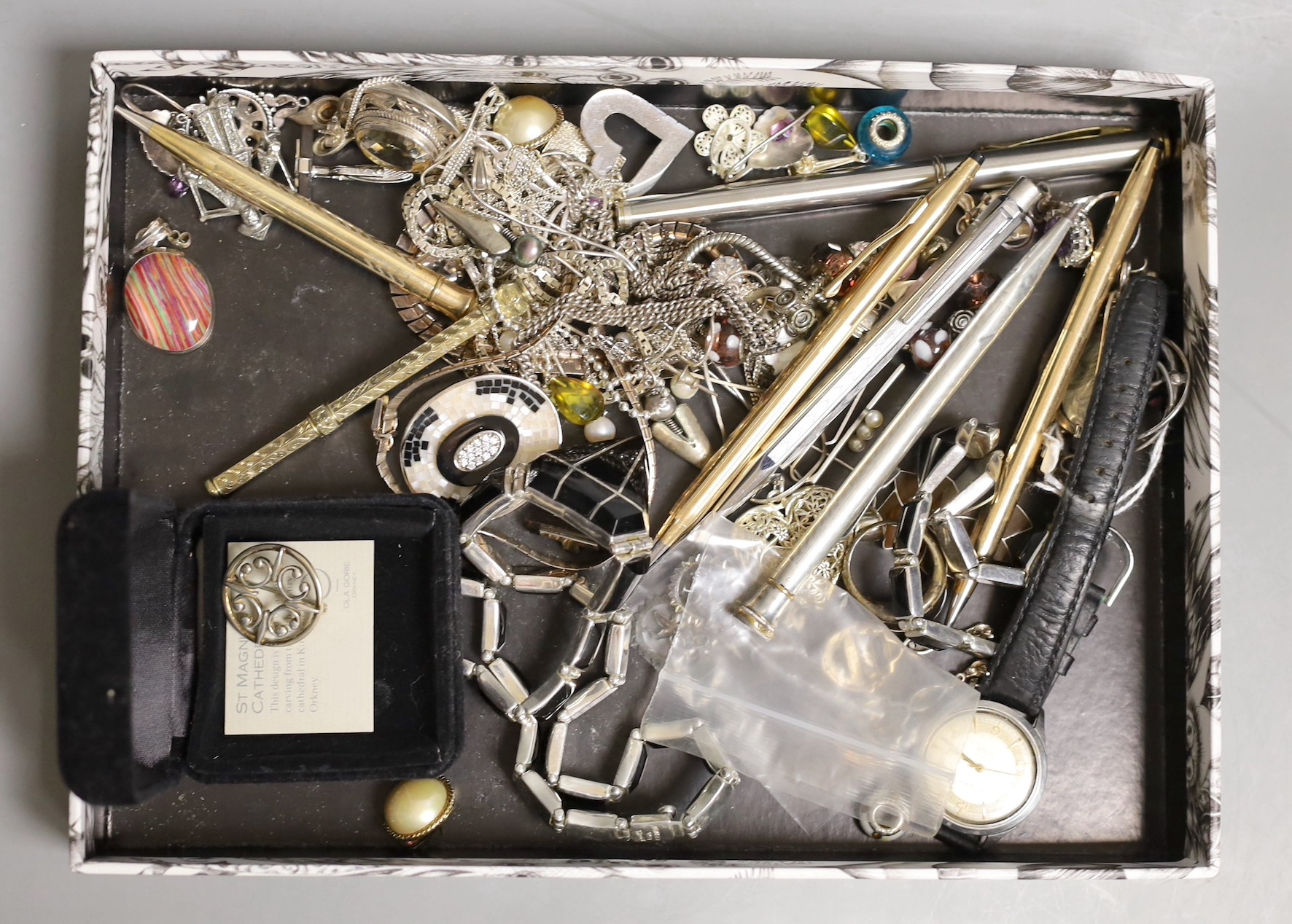 A gentleman's steel Turler wristwatch and sundry costume jewellery                                                                                                                                                          