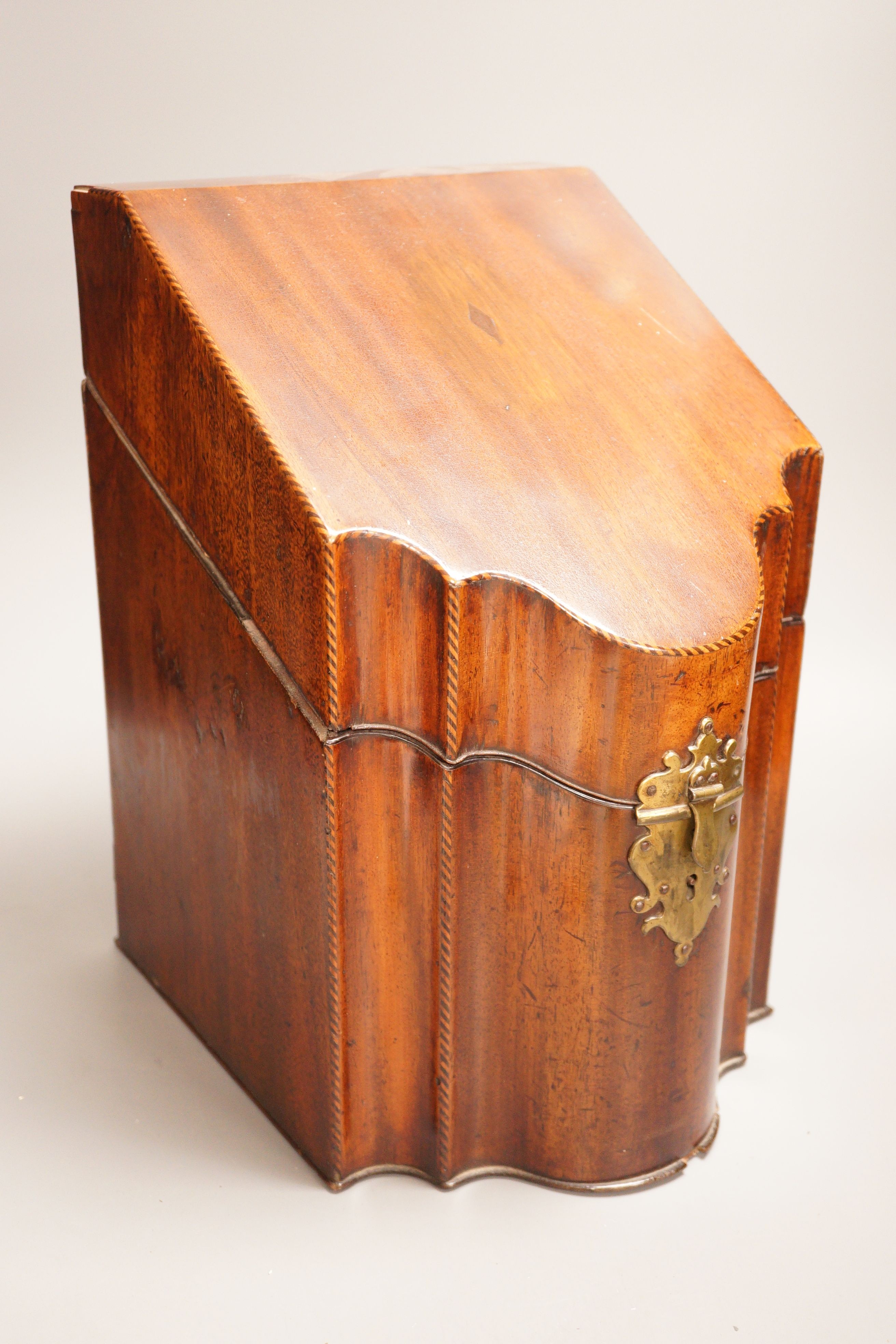 A George III mahogany knife box (converted), 35cm                                                                                                                                                                           