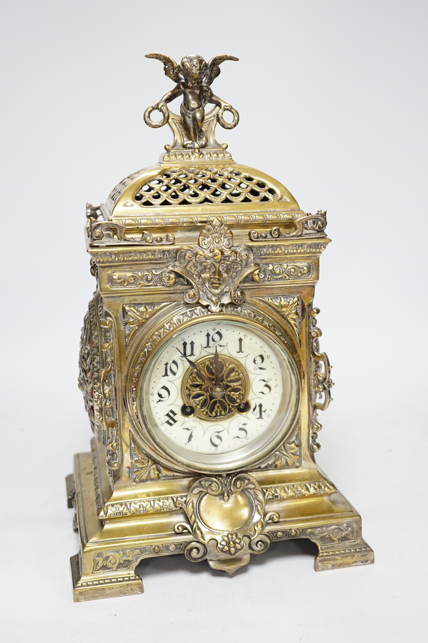 An early 20th century French brass cased mantel clock, 35cm                                                                                                                                                                 