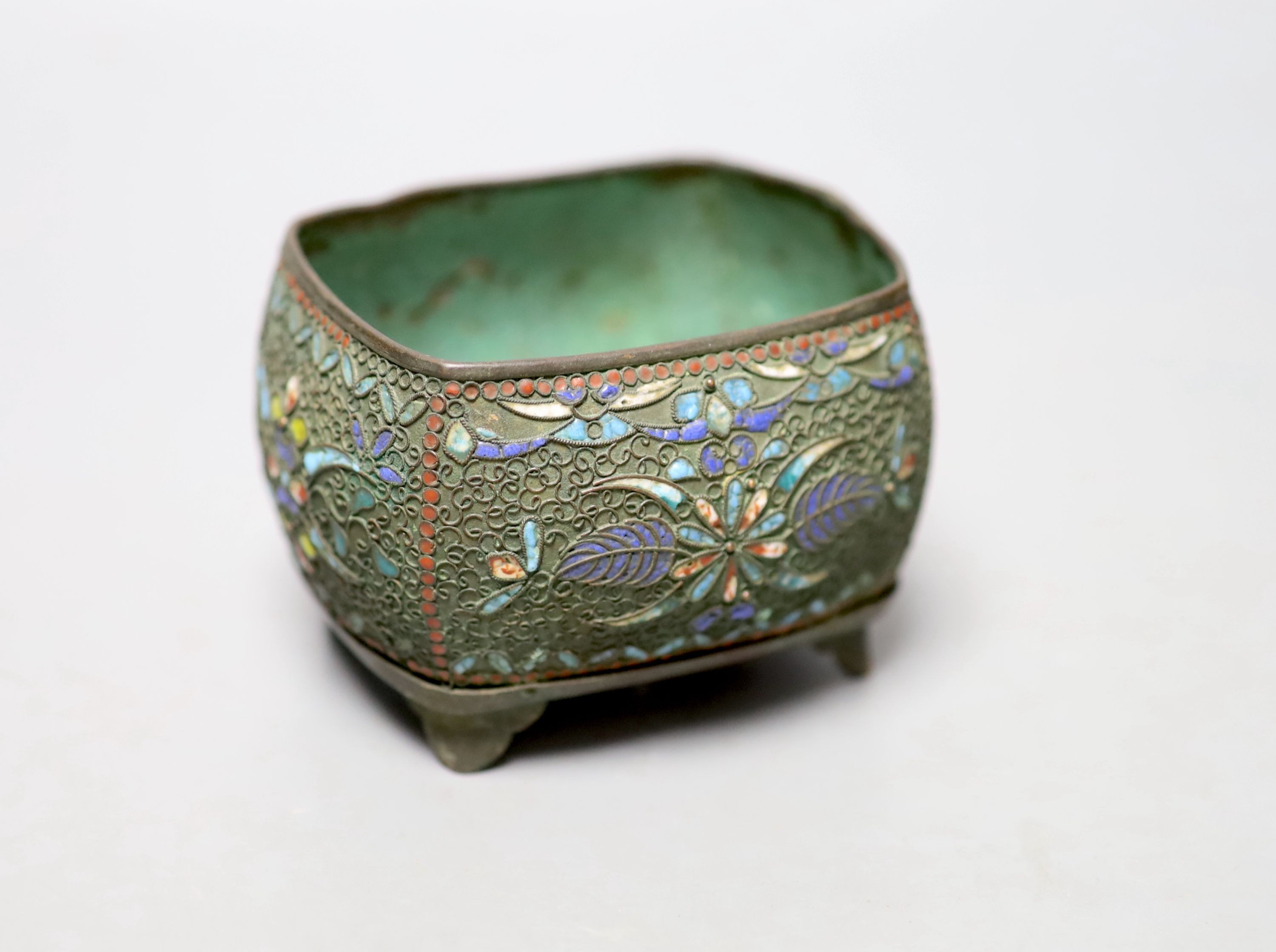 A cloisonne enamel incense burner, 9cm wide                                                                                                                                                                                 