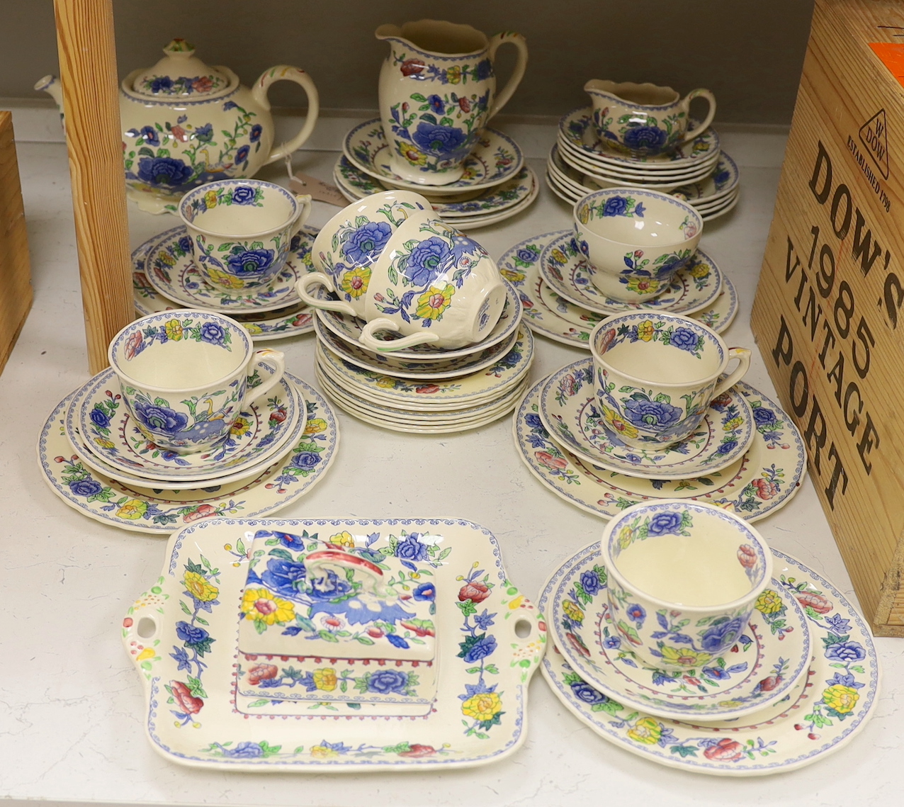 A Masons ‘Regency’ pattern part tea service, including teapot milk and cream jug                                                                                                                                            