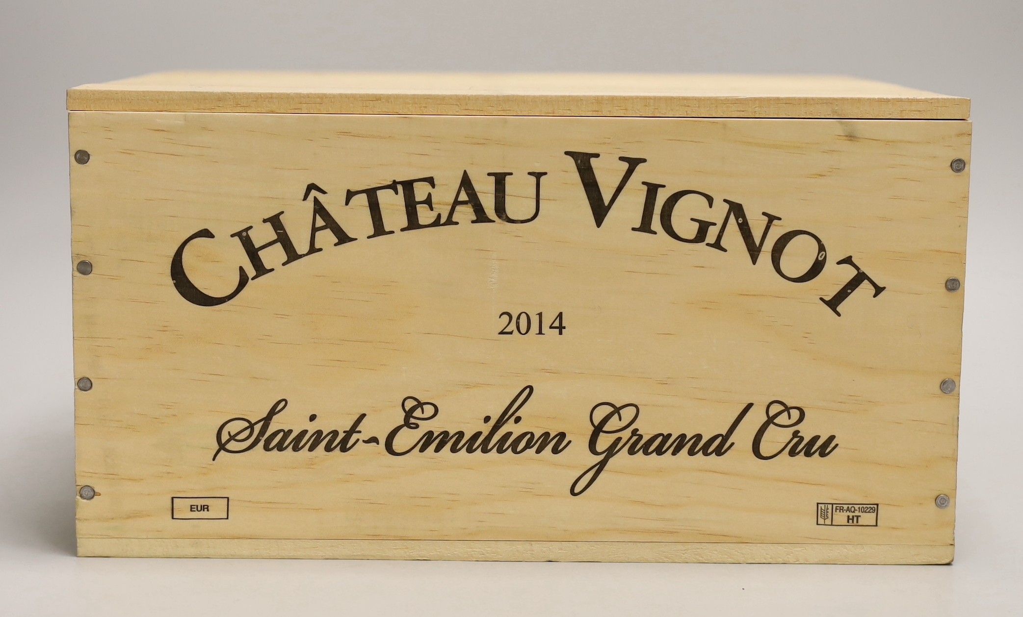 Six bottles of Château Vignot 2014 St. Emilion Grand Cru                                                                                                                                                                    