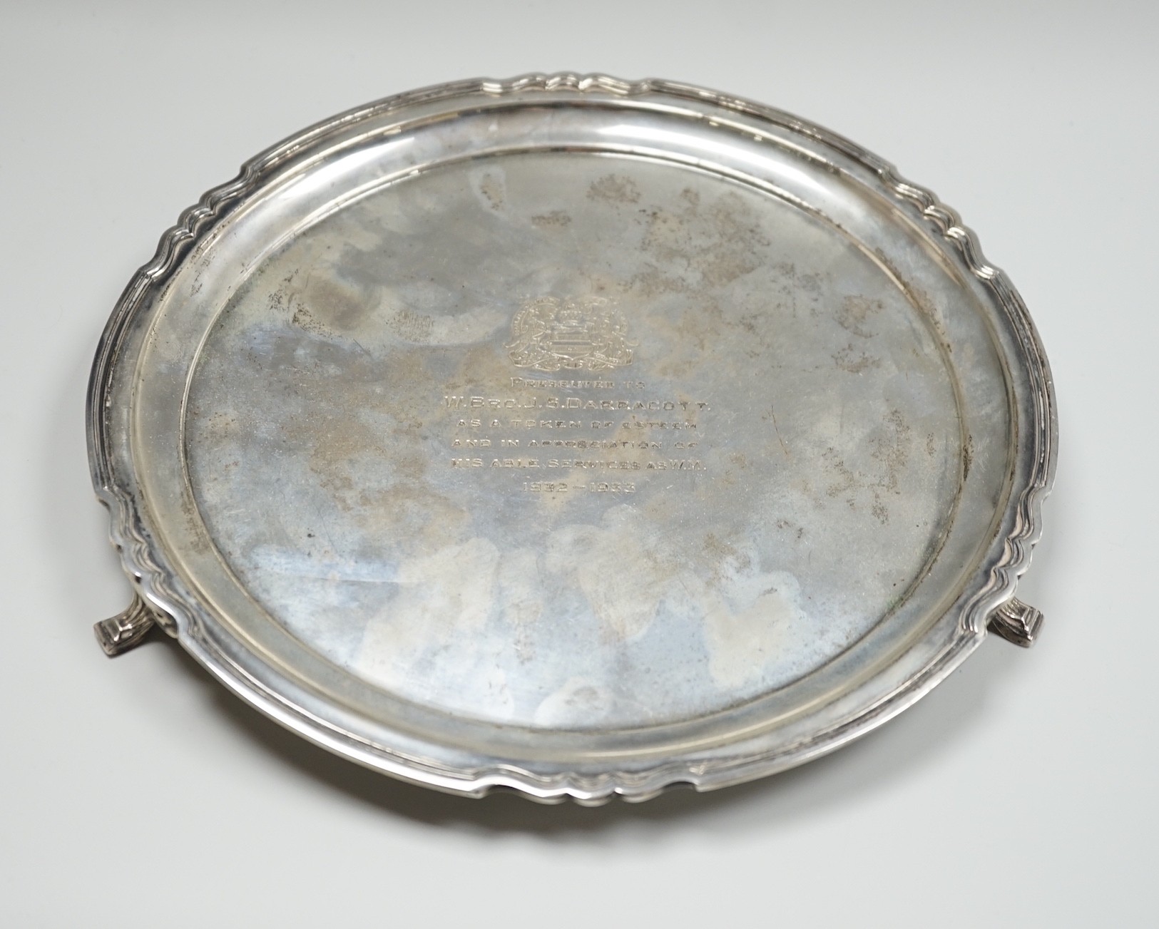 A George V silver salver, with engraved inscription, Elkington & Co, Birmingham, 1932, 26.5cm, 20 oz.                                                                                                                       