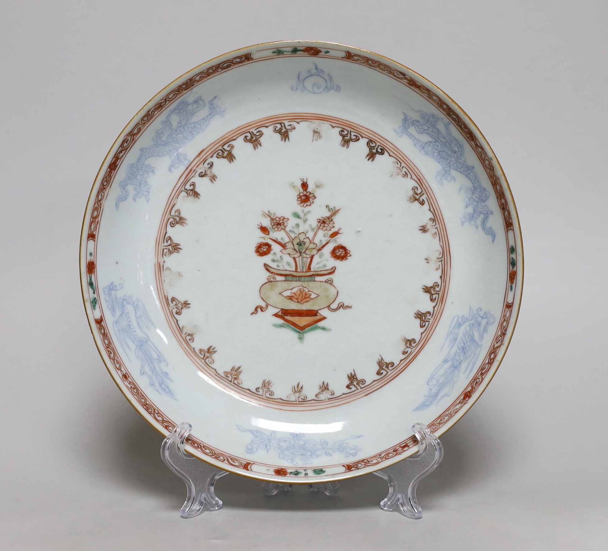 An 18th century Chinese Export plate, 22cm diameter                                                                                                                                                                         