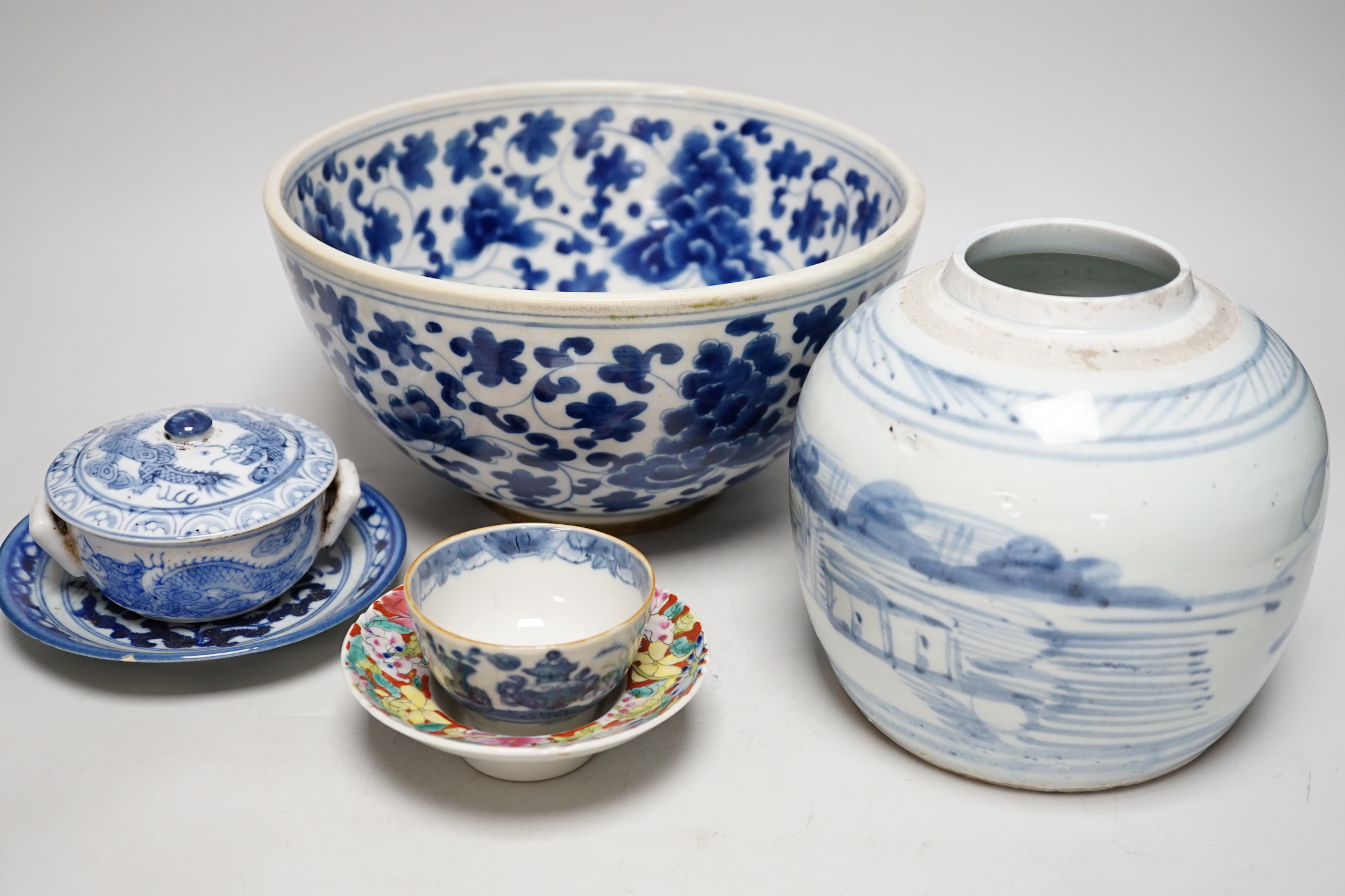 A Chinese bowl, jar, dragon pot and cover, tea bowl and two other items (6)                                                                                                                                                 