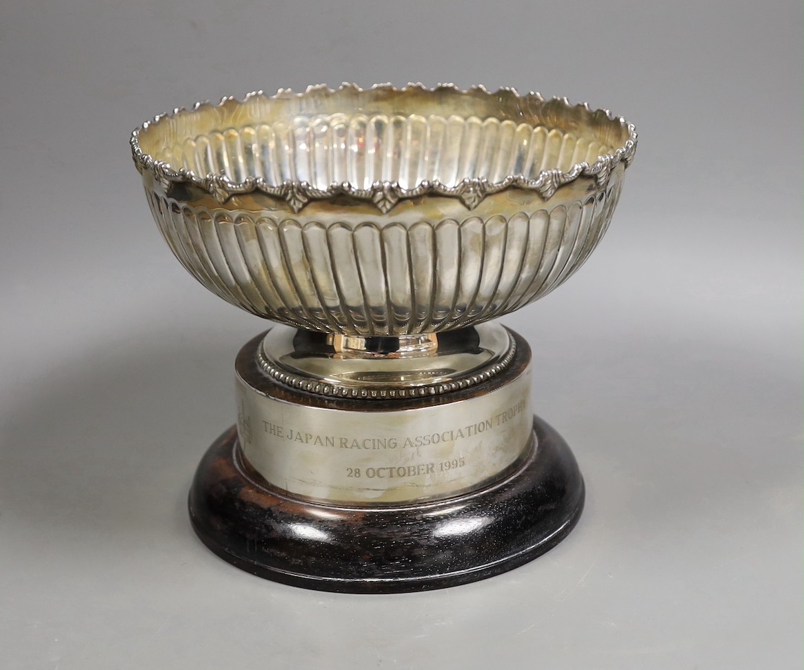 A modern demi fluted sterling 925 'The Japan Racing Association Trophy' presentation rose bowl, fixed on sterling mounted base with inscription dated 1995, diameter 20.6cm.                                                